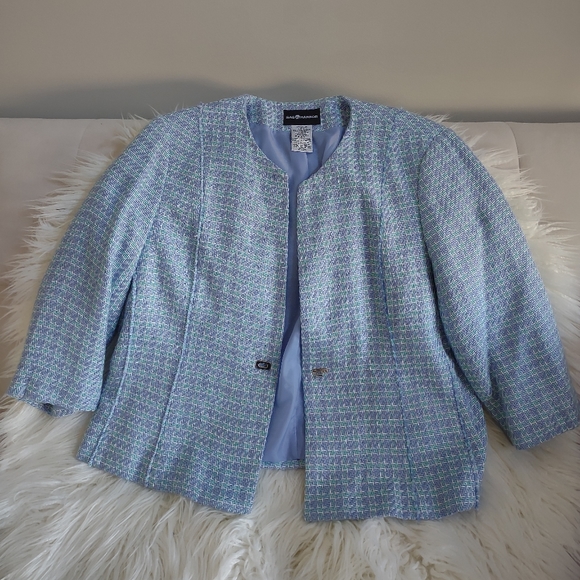 Blazer Size 18 SAG HARBOR Turn Lock Closure  Quarter Sleeve Pastels Plus Size - Picture 7 of 15